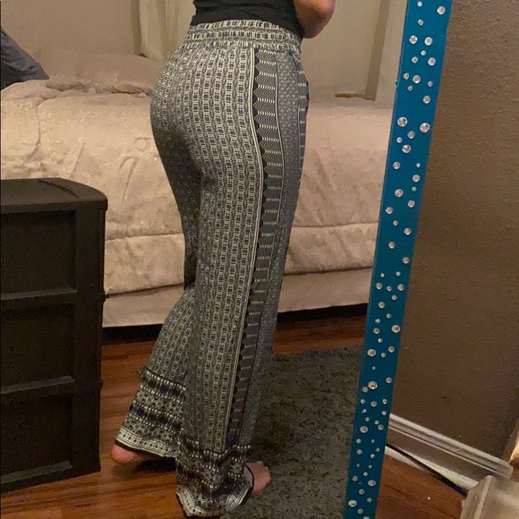 Flare pants - Picture 2 of 2